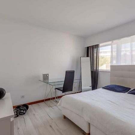 Spacious 3-Bedroom Condo In Lisbon Exterior photo